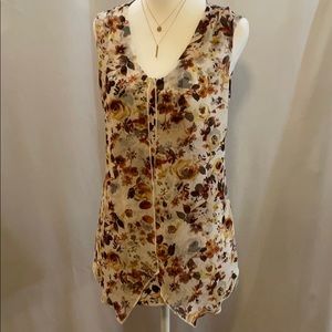 Floral Sleeveless Blouse